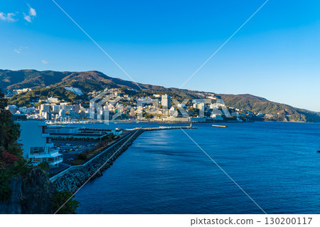 熱海的海灘、公寓大樓和飯店重建進度 熱海的海灘、公寓大樓和飯店重建進度 130200117