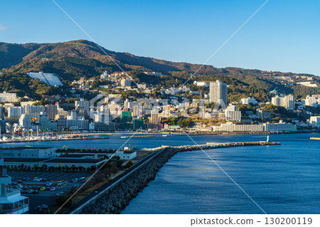 熱海的海灘、公寓大樓和飯店重建進度 130200119