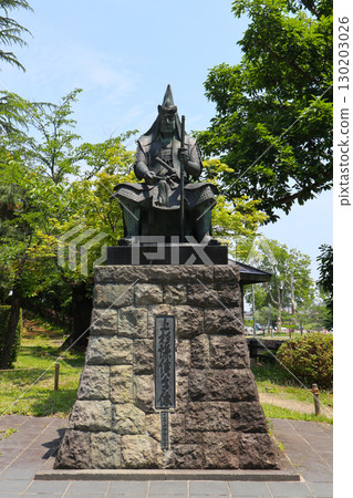 上杉神社的上杉謙信銅像 130203026