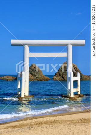 二見浦鳥居和櫻井神社（福岡縣絲島市） 130205232