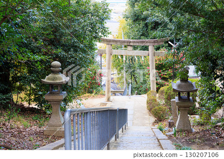 Ogami Shrine in Hirakata City, Osaka Prefecture Ogami Shrine in Hirakata City, Osaka Prefecture 130207106