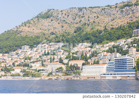 從船上欣賞杜布羅夫尼克、克羅埃西亞、歐洲海岸 130207842