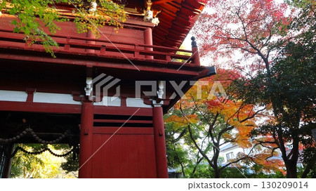 秋葉與古寺本堂寺 秋葉與古寺本堂寺 130209014