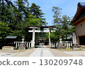 Torii of Uesugi Shrine 130209748