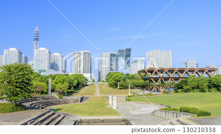 Minato Mirai as seen from Rinko Park 130210338