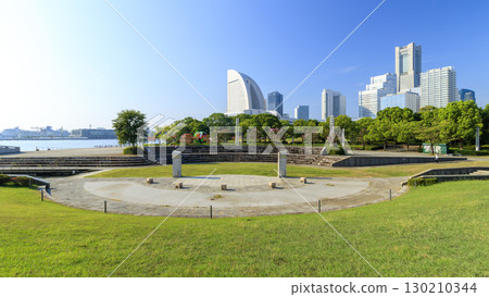 Minato Mirai as seen from Rinko Park 130210344