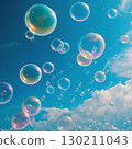 漂浮在藍天的泡影 130211043