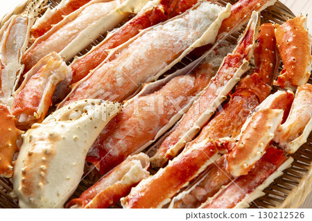Fresh and delicious king crab 130212526