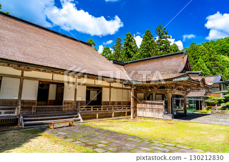 世界遺產:紀伊山地的聖地與參拜道:和歌山縣伊東郡高野山町的盛夏金剛三昧院、本殿、客堂、九里1 世界遺產:紀伊山地的聖地與參拜道:和歌山縣伊東郡高野山町的盛夏金剛三昧院、本殿、客堂、九里1 130212830