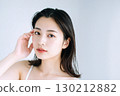 Beauty portrait of a young Japanese woman 130212882