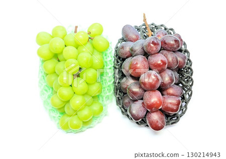 Tasting comparison of Shine Muscat and Black Shine Muscat 130214943