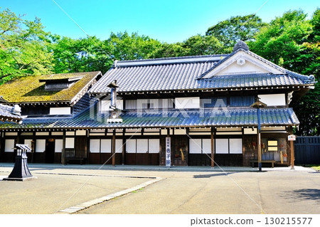 A reproduction of the streetscape of the Edo period 130215577