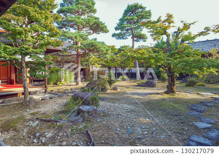 Hida Takayama Takayama Jinya garden scenery 130217079