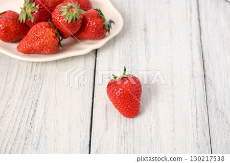 Delicious looking strawberries 130217538