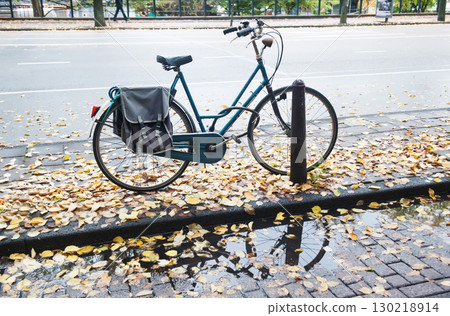 Sports Vintage bicycle Sports Vintage bicycle 130218914