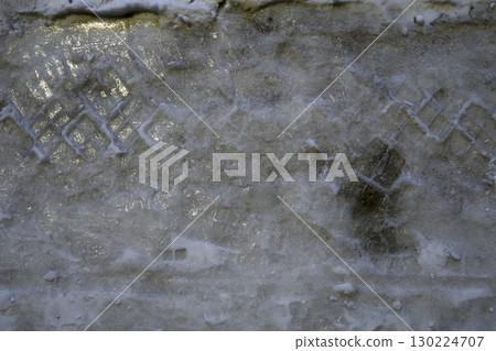 冰凍的道路 130224707