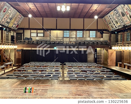 Filming location of the movie "National Treasure" Izushi Eirakukan seen from the auction Filming location of the movie "National Treasure" Izushi Eirakukan seen from the auction 130225636