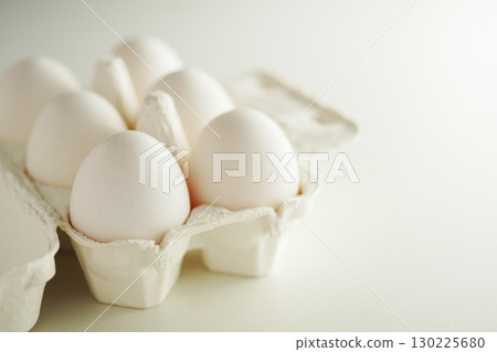 紙質容器放入半打蛋(shiratama) 紙質容器放入半打蛋(shiratama) 130225680