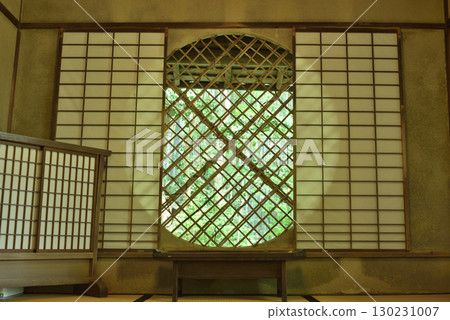 Yoshino window of Gio-ji Temple, a sub-temple of Daikaku-ji Temple (Ukyo Ward, Kyoto City) 130231007