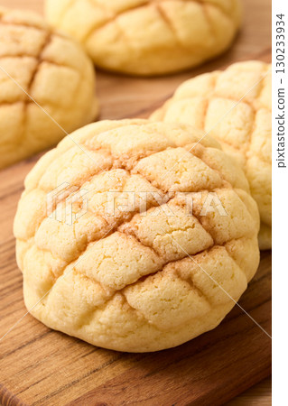 Melon bread 130233934