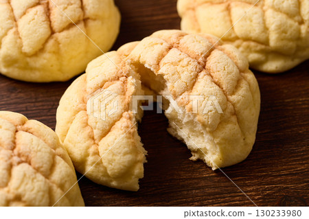 哈密瓜麵包 130233980