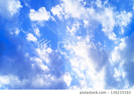 藍色的天空和雲圖像 藍色的天空和雲圖像 130235583