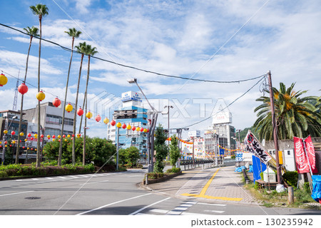 [Awa Odori] Shinmachibashi Street before the performance 130235942