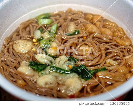 杯蕎麥麵的特寫 130235965