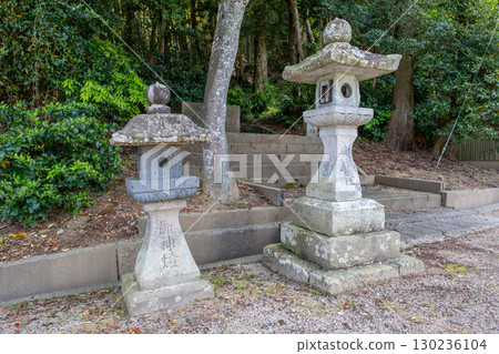 鳥取縣米子市宗像市宗像神社燈籠 130236104