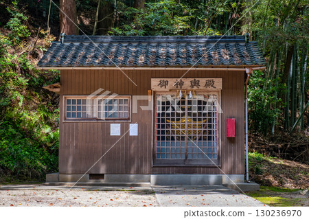 Munakata Shrine, Mikoshi Hall, Munakata, Yonago City, Tottori Prefecture Munakata Shrine, Mikoshi Hall, Munakata, Yonago City, Tottori Prefecture 130236970