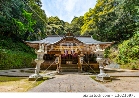 Munakata Shrine, worship hall, Munakata, Yonago City, Tottori Prefecture 130236973