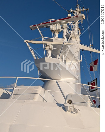 Cruise ship control tower radar 130237012