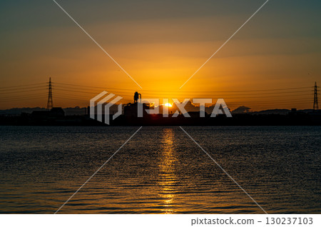 Sunrise seen from Kinuura Port Sunrise seen from Kinuura Port 130237103