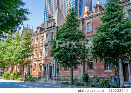 三菱一號館博物館(企業博物館) 丸之內第一座西式建築的複原初(英國安妮女王風格的磚結構建築) 三菱一號館博物館(企業博物館) 丸之內第一座西式建築的複原初(英國安妮女王風格的磚結構建築) 130238944
