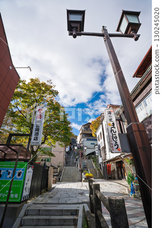 伊香保溫泉的秋天 群馬縣澀川市石階街 130245020