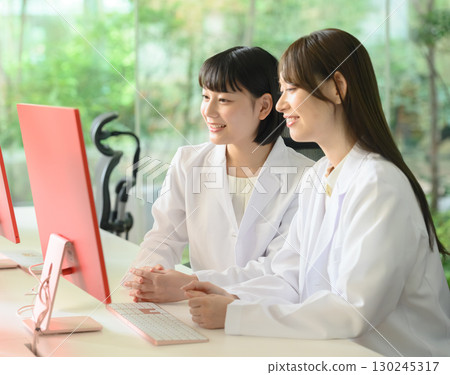 White women women 130245317