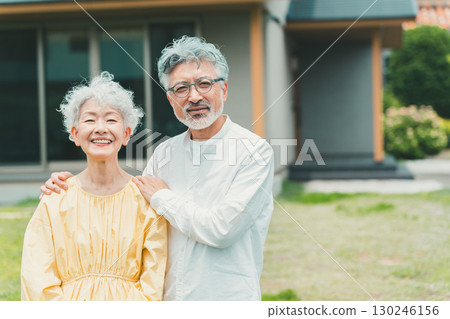 Senior couple Senior couple 130246156