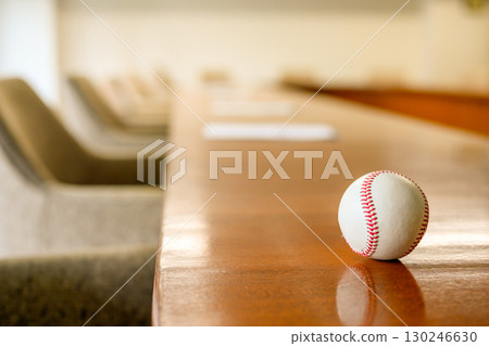 深情的會議室 深情的會議室 130246630