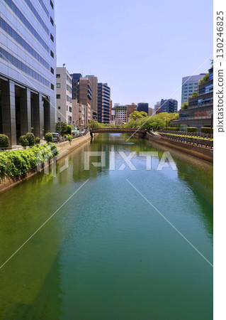 Yakuin Shinkawa and Koen-dori Bridge (Fukuoka City, Fukuoka Prefecture) 130246825