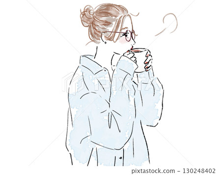 一位梳著髮髻、喝咖啡的女人的側面像 一位梳著髮髻、喝咖啡的女人的側面像 130248402