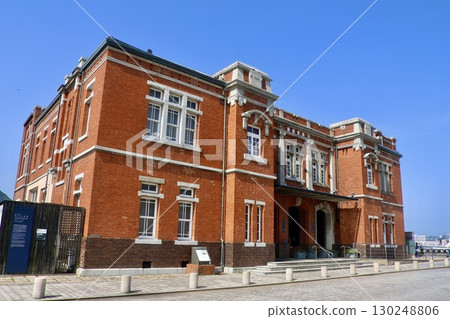 Former Moji Customs House and Mojiko Retro (Kitakyushu City, Fukuoka Prefecture) Former Moji Customs House and Mojiko Retro (Kitakyushu City, Fukuoka Prefecture) 130248806