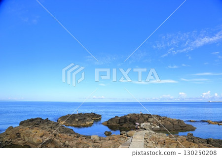 Golden Cape Golden Cape 130250208