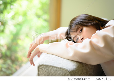 悲傷的肖像 130252189