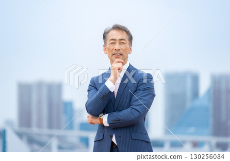 Business man 130256084