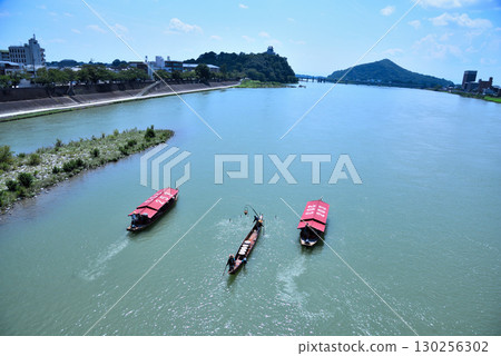 Aichi Prefecture: Inuyama City, Kiso River Cormorant Fishing and Sightseeing 130256302