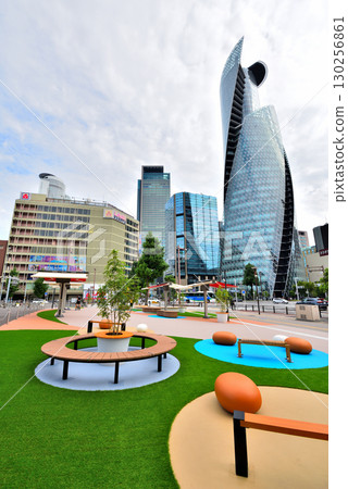 愛知縣：名古屋城市景觀：名站小公園 130256861