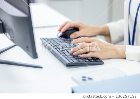 Office worker, female, office 130257152