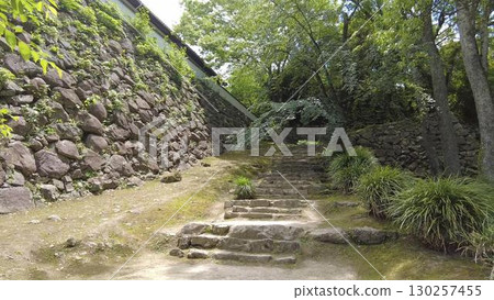 Uwajima Castle, Ehime Prefecture | The weight of history can be felt on the stone steps 130257455