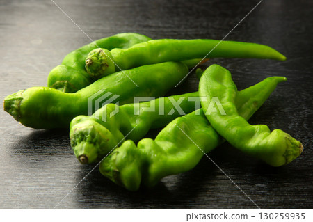 Manshakuji red pepper 130259935