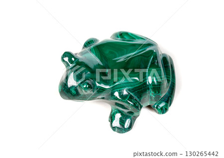 macro mineral stone toad from malachite macro mineral stone toad from malachite 130265442